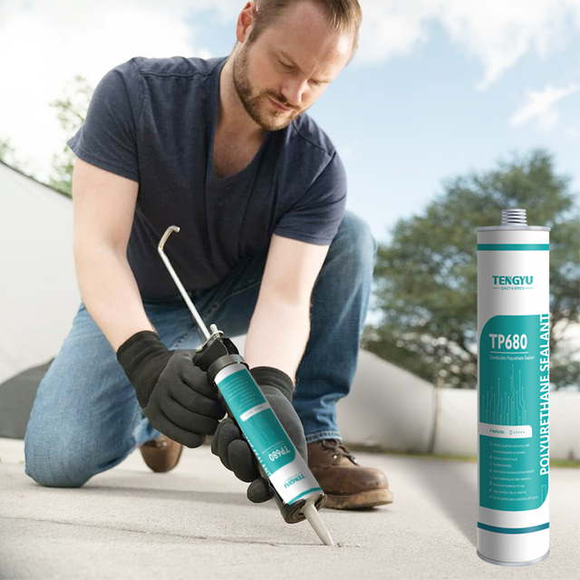 TP680 Строительный полиуретановый герметик